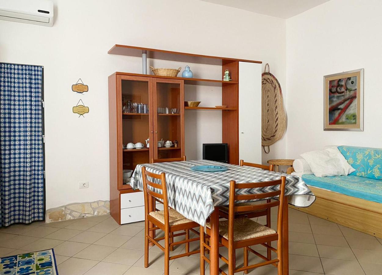 I Fenicotteri - Appartamenti Sul Mare Calasetta Exterior foto